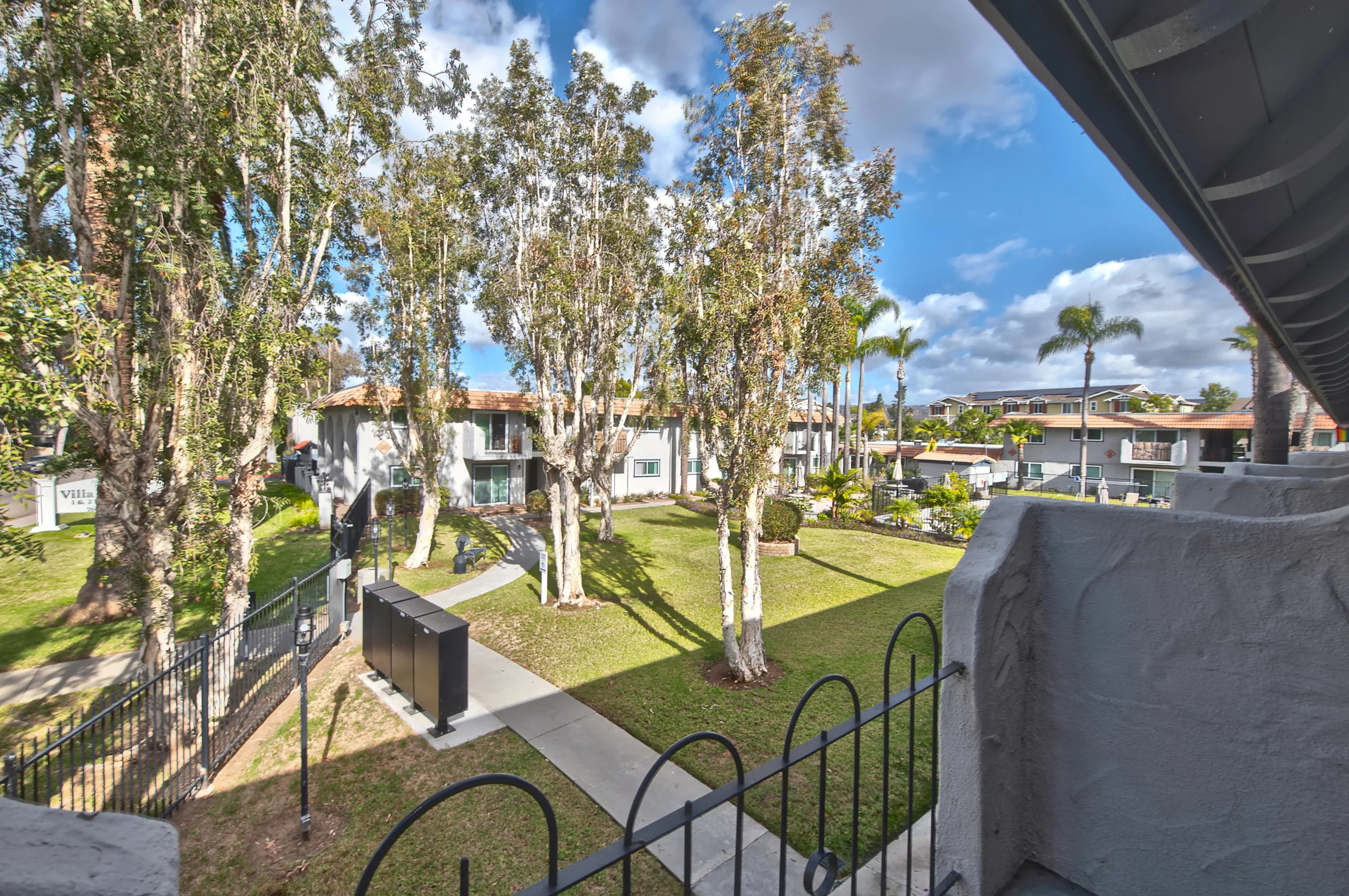 1BR-1BA_Rehab_Balcony-EDITED