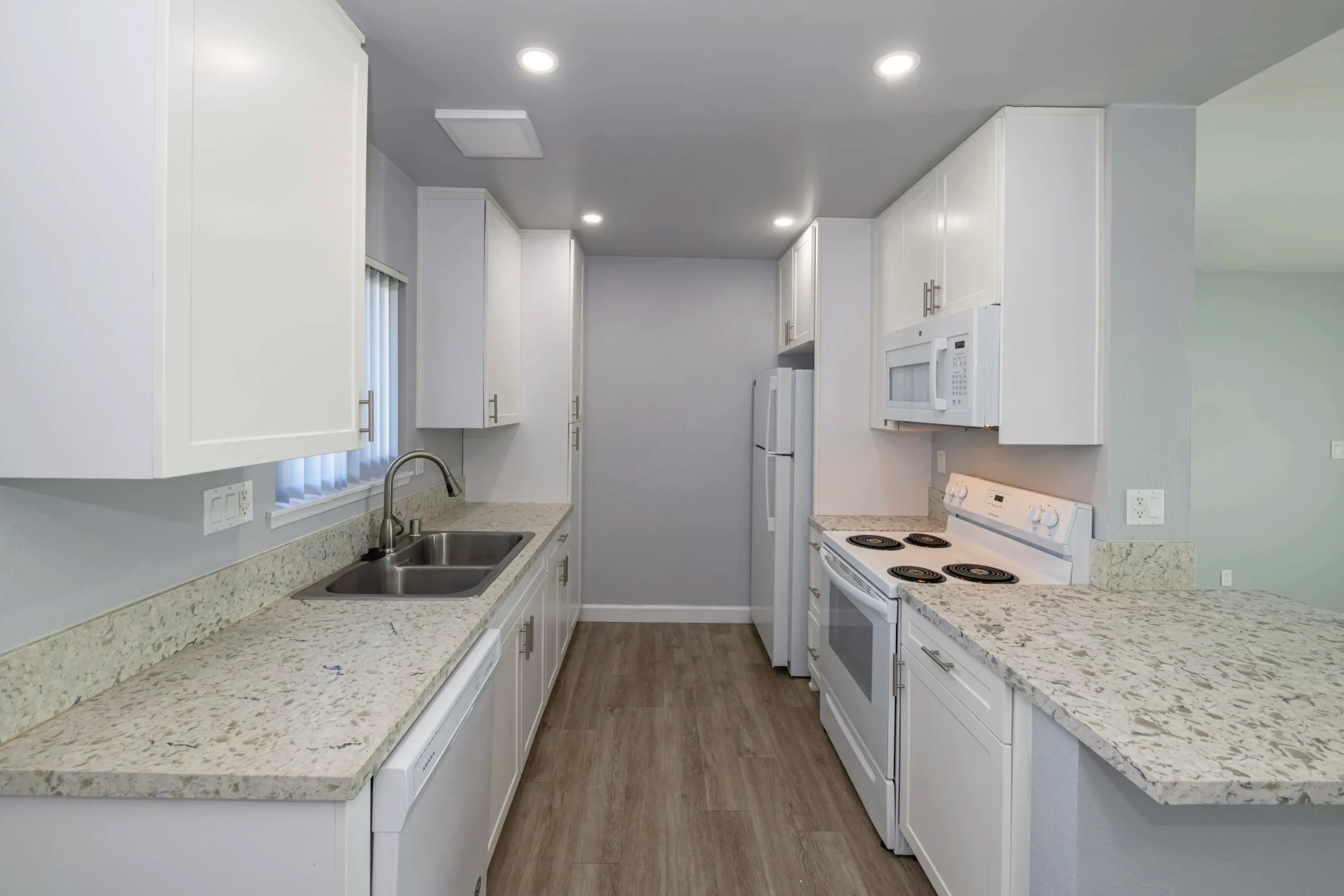 212 Palomar_2BR-1