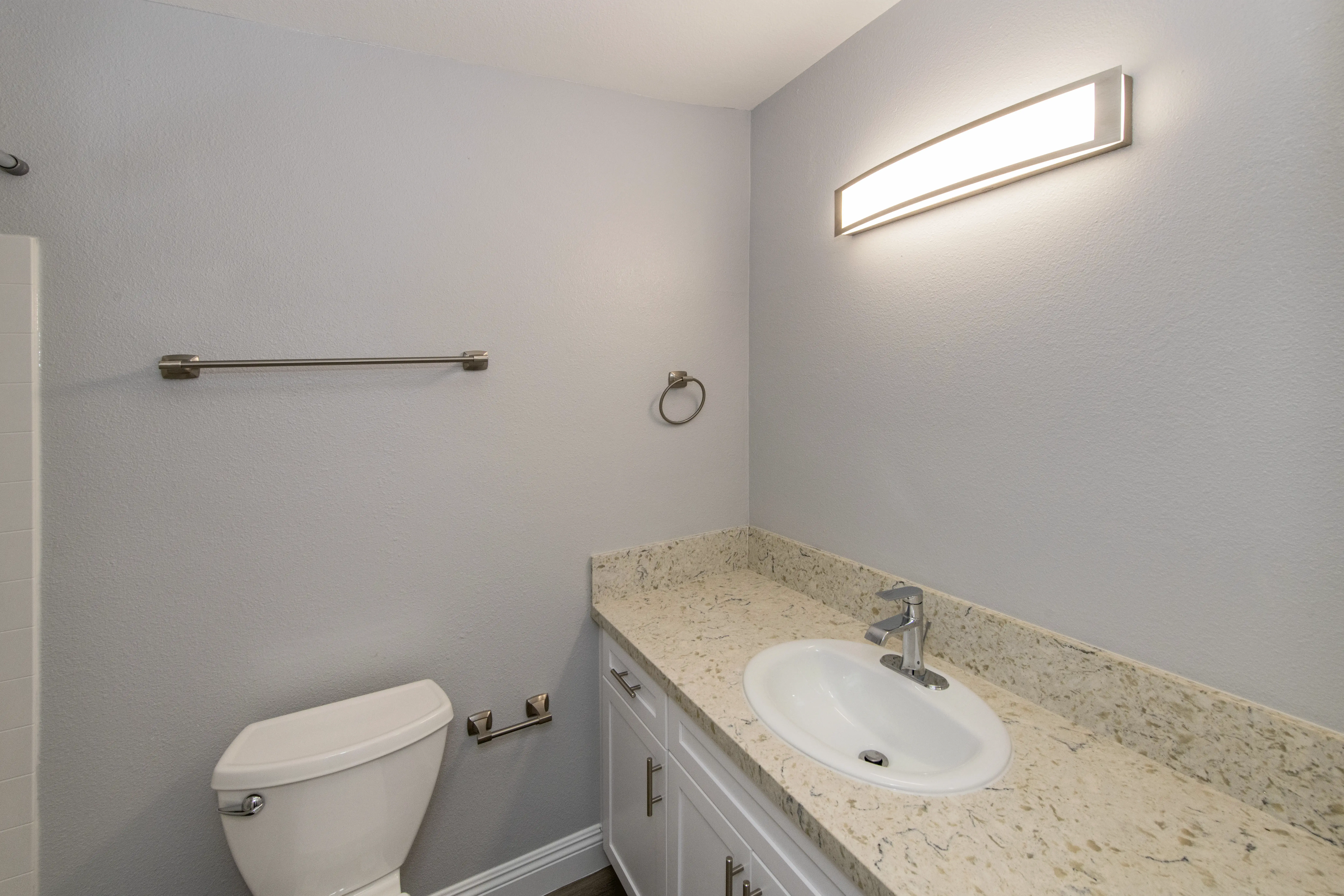 212 Palomar_Studio_3