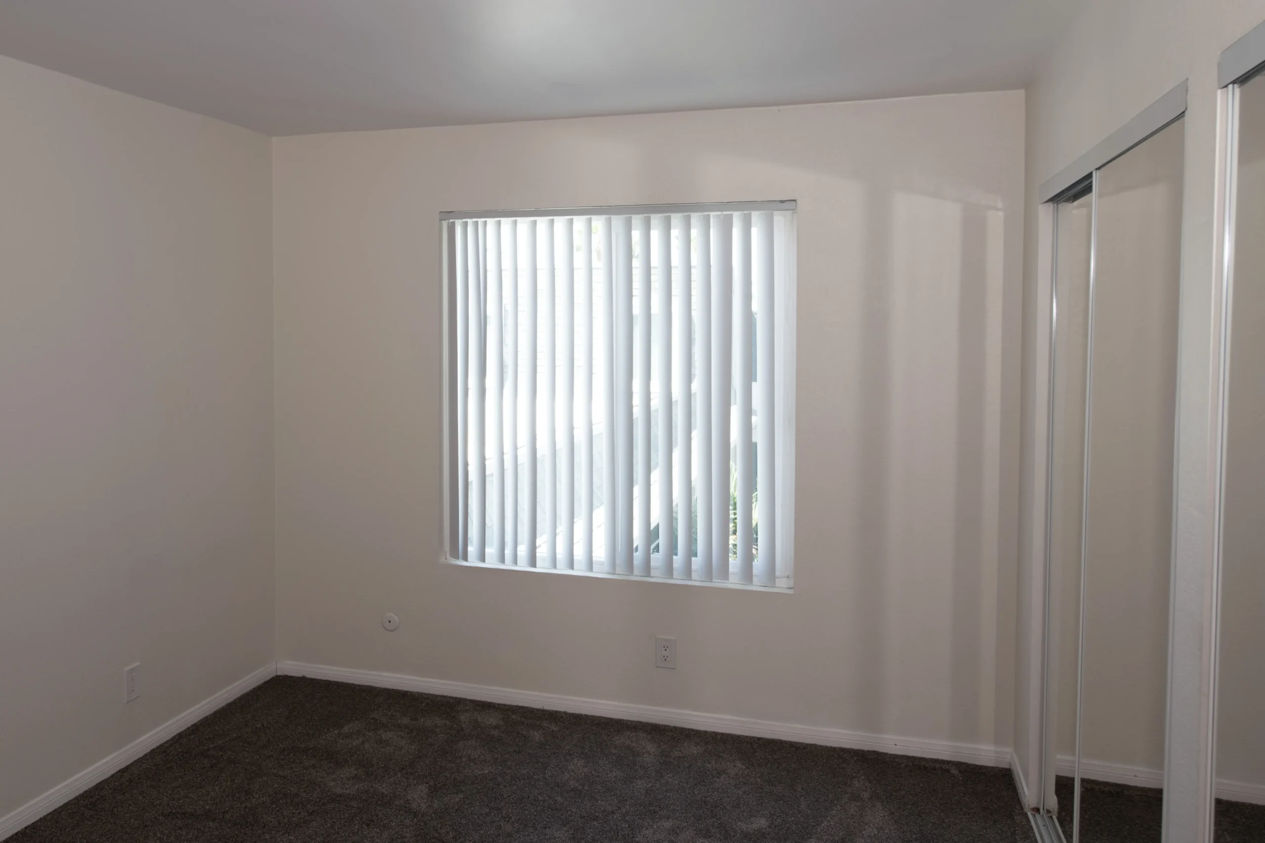 277 N 1st_1BR-1BA_BR_1-EDITED