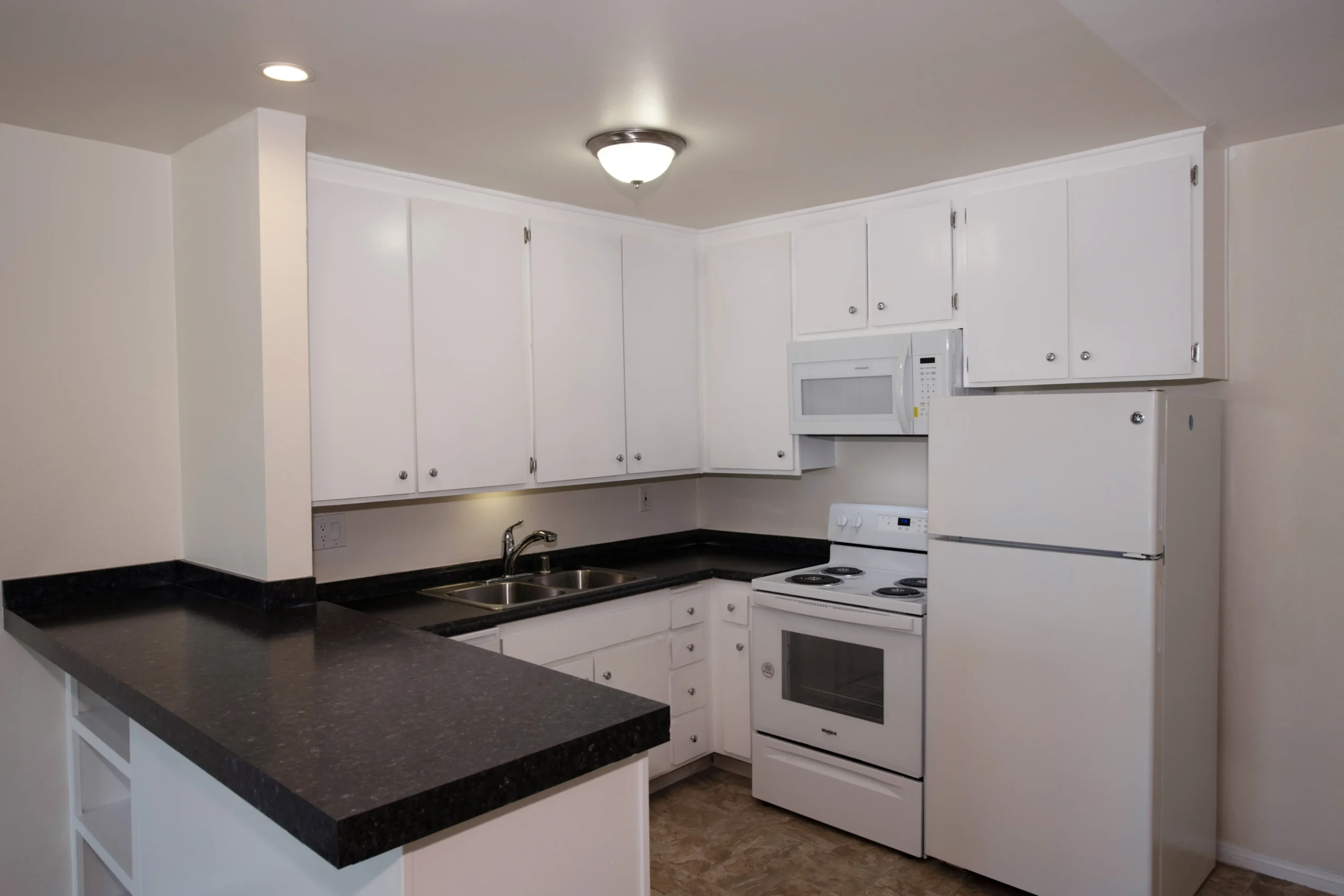 277 N 1st_1BR-1BA_KT_11-EDITED