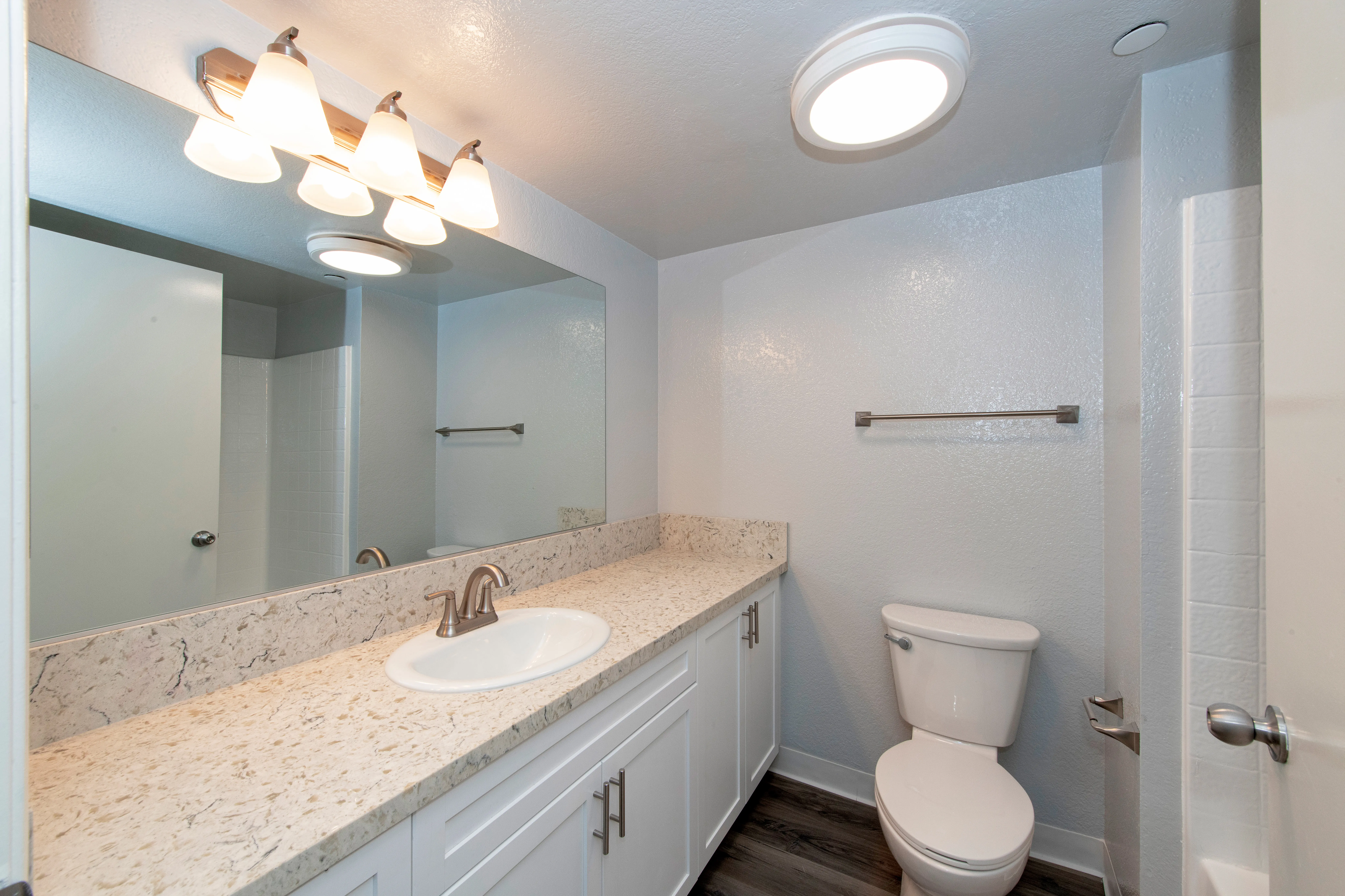2B-2BA_Bath_1-EDITED