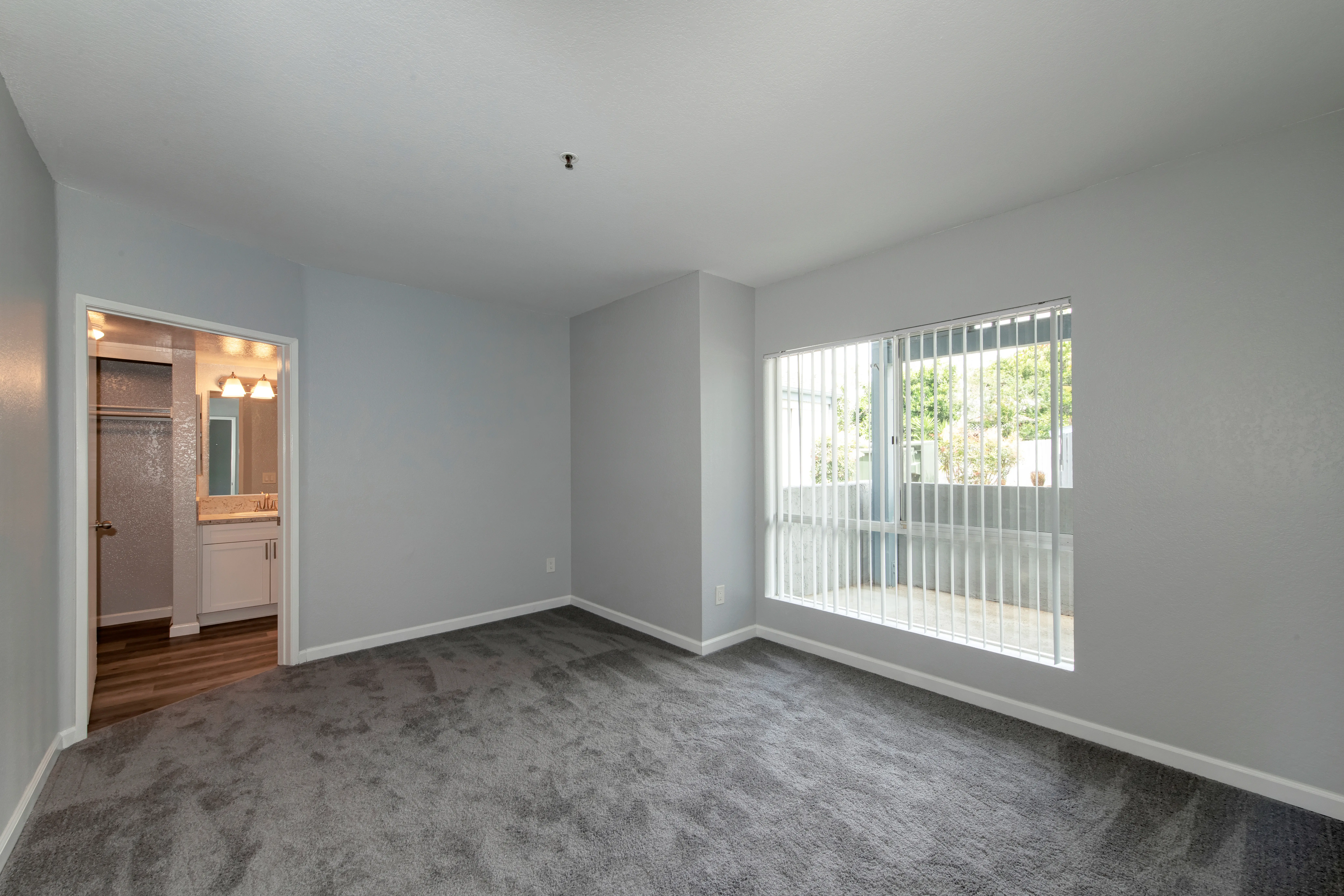 2B-2BA_Bedroom_1-EDITED