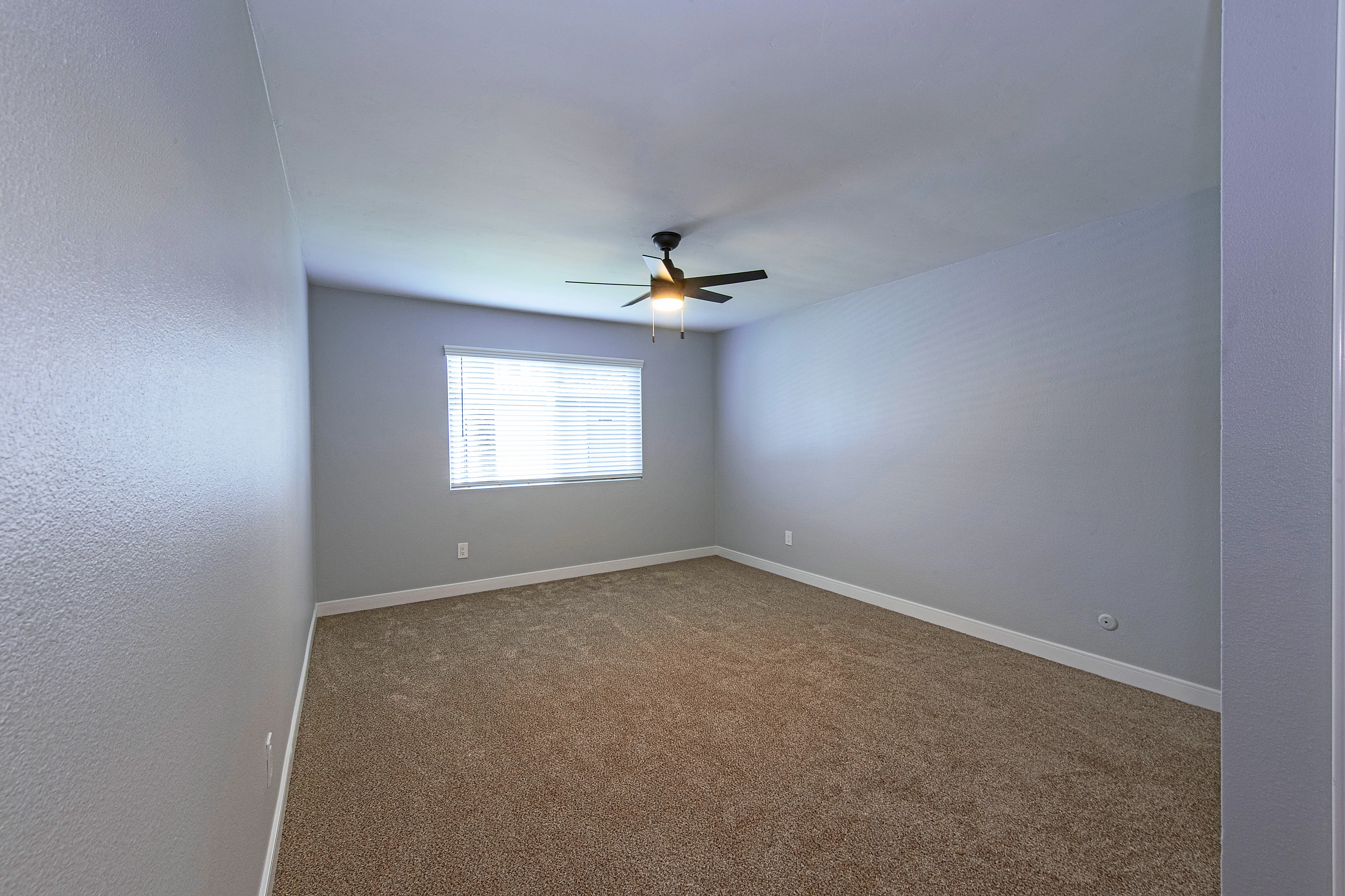 2BA-2BA_Rehab_Bedroom_2-EDITED